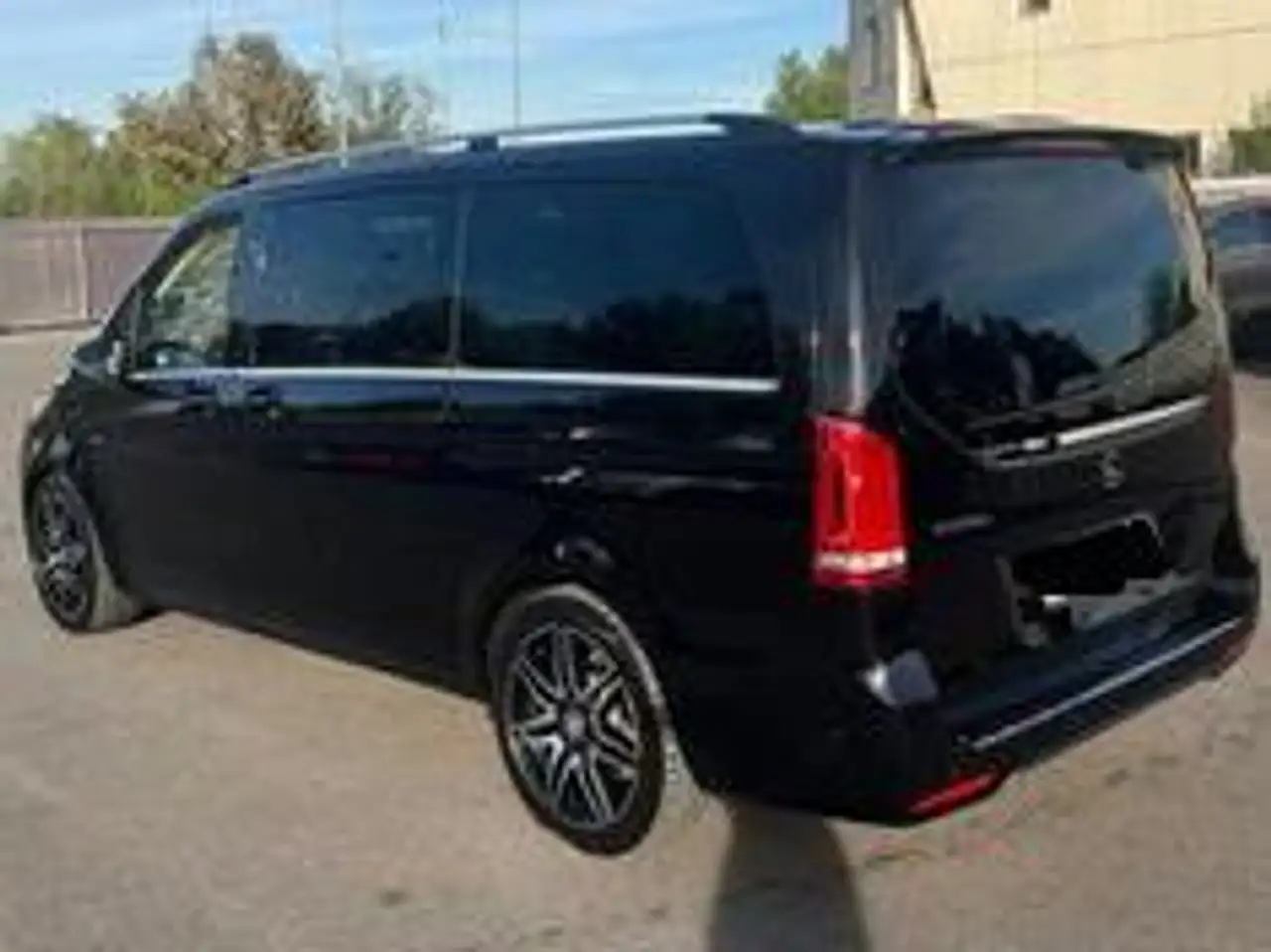 Mercedes-Benz V 250