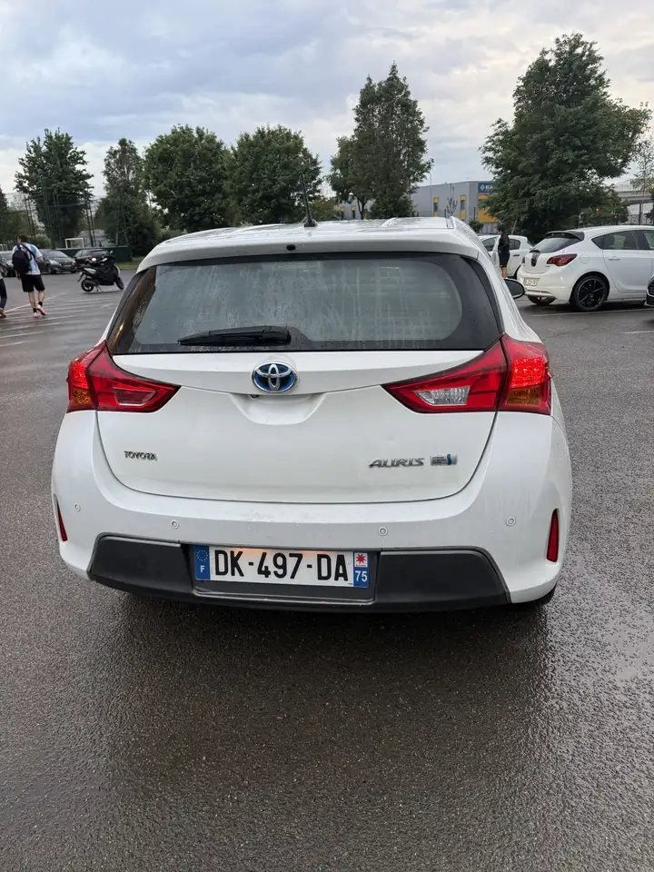 Toyota Auris Hybride