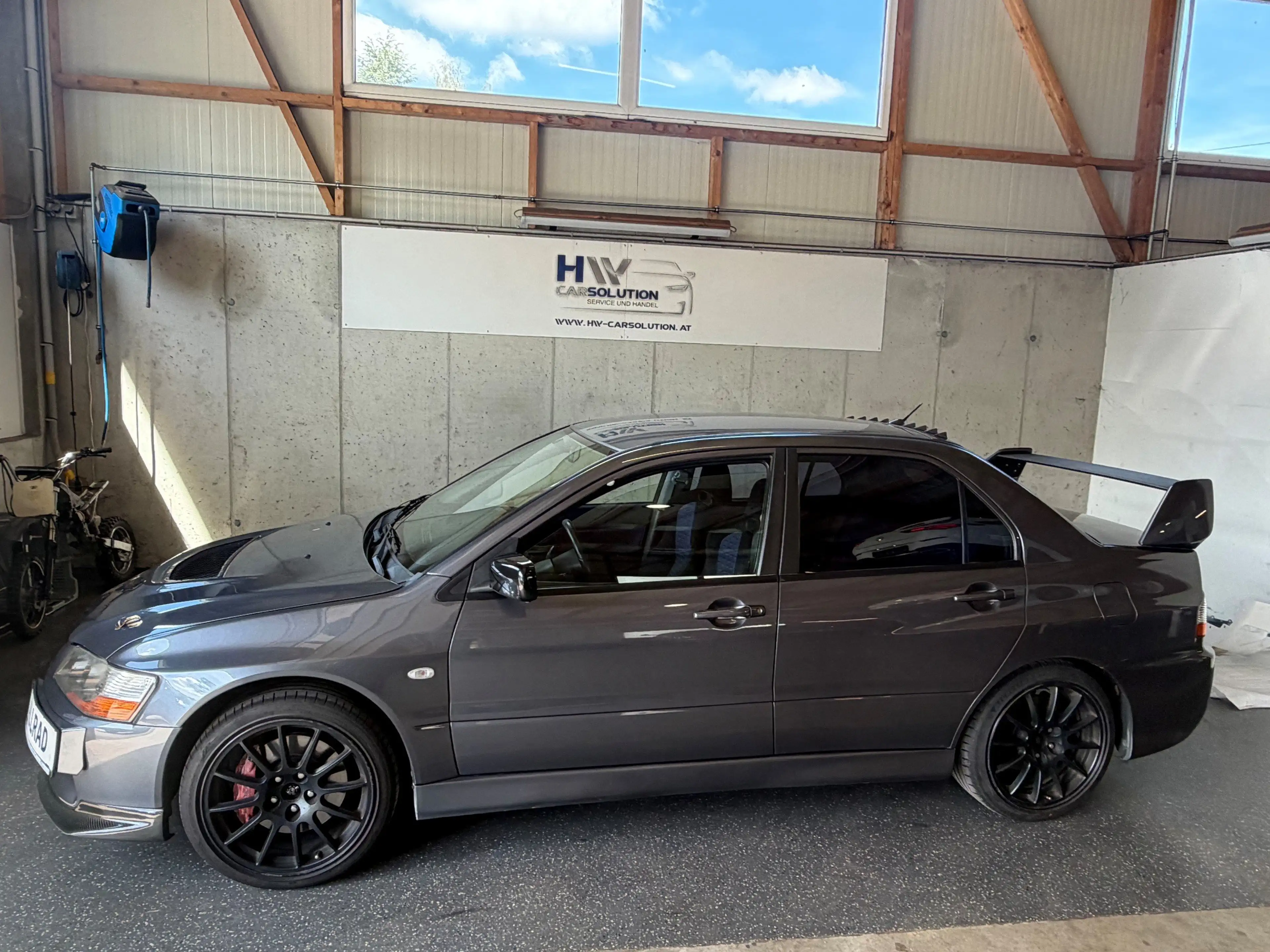 Mitsubishi Lancer Evo Evolution VIII — photo 2