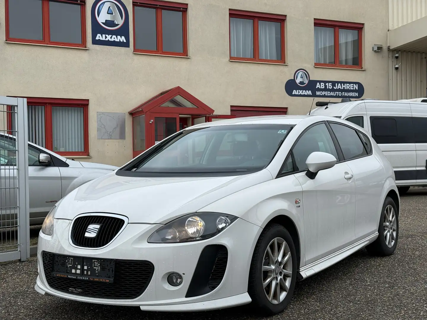 SEAT Leon GT 1,2 TSI Weiß - 1