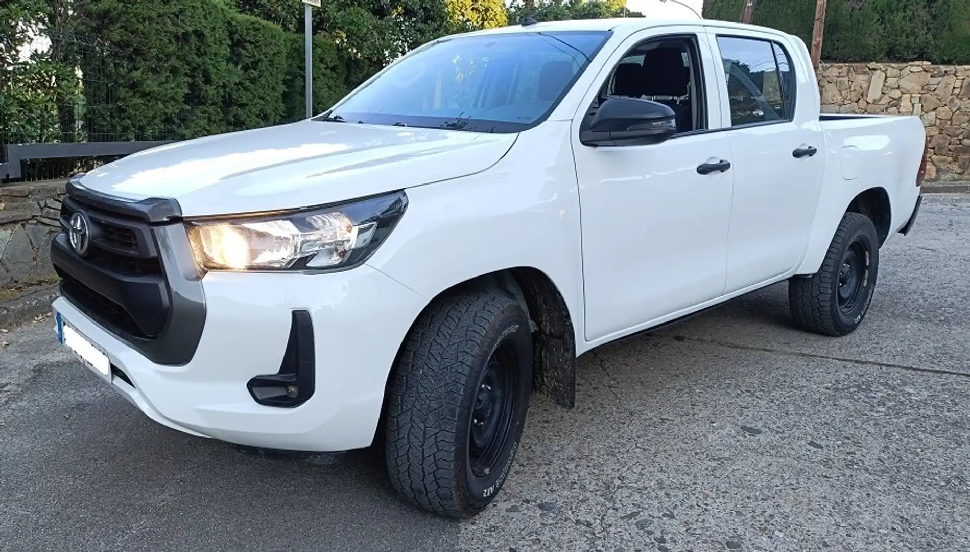 Toyota Hilux Cabina Doble GX Blanco - 1