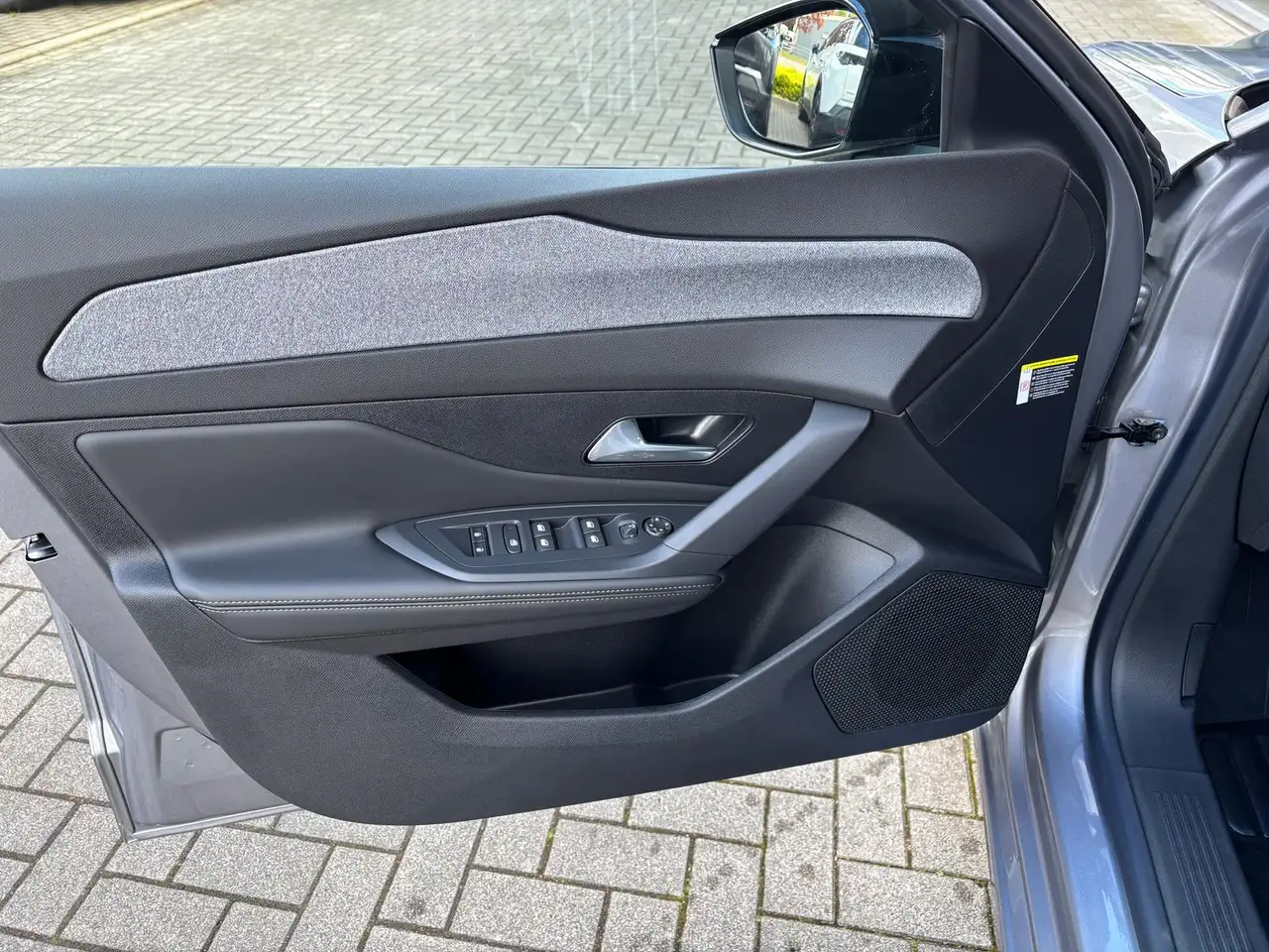 Peugeot 308 SW Allure BHDi 130 EAT8 ACC Winter Navi LED, миниатюра 23