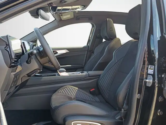 Renault Rafale view 6