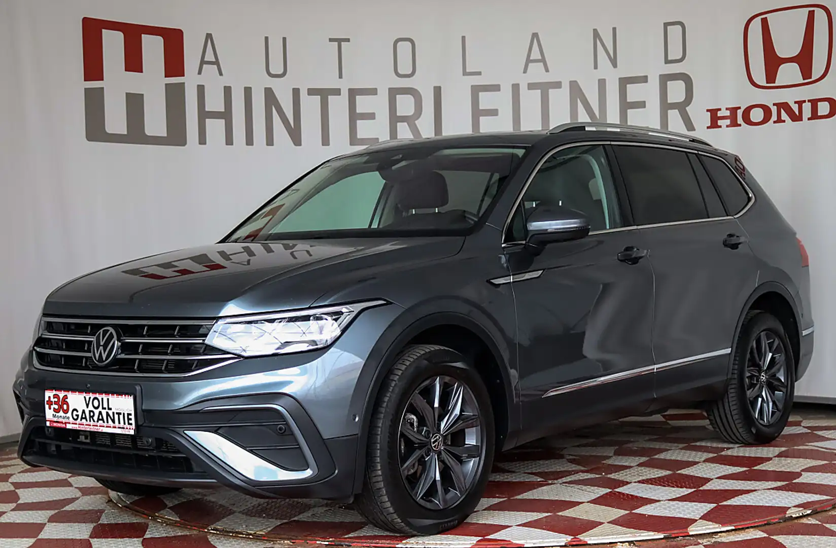 Volkswagen Tiguan Allspace Tiguan 4Motion Allspace VOLLAUSSTATTUNG Grau - 1
