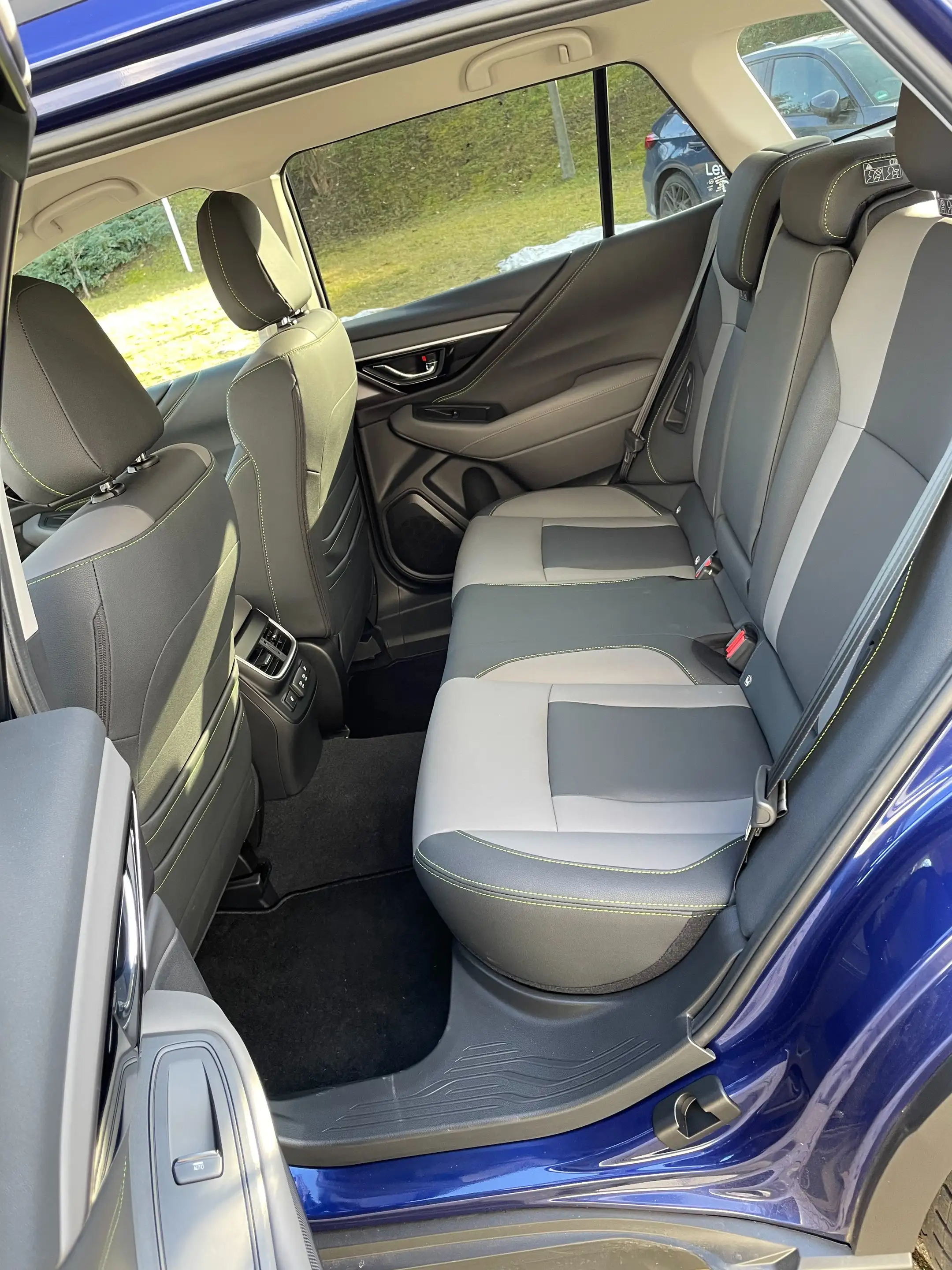 Subaru OUTBACK 2.5i Lineartronic Exclusive Cross — photo 11