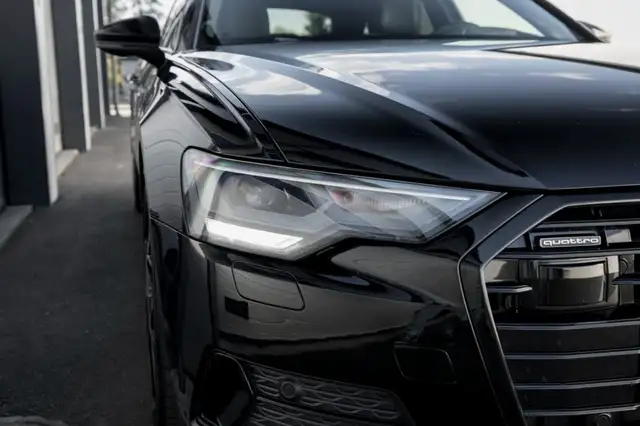 Audi A6 Avant view 7