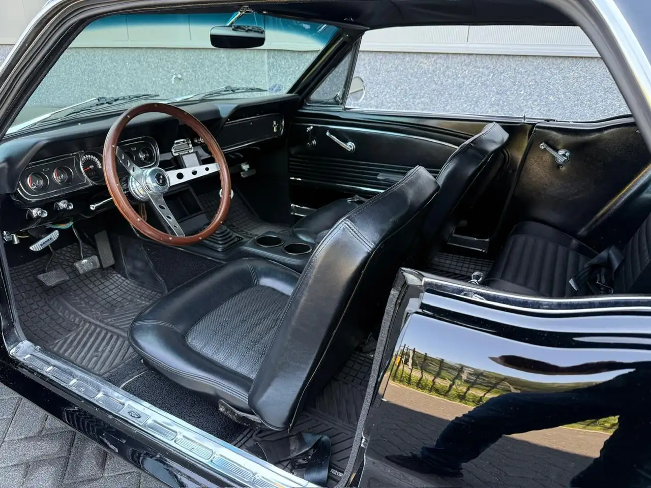 Ford Mustang Coupe, foto 12