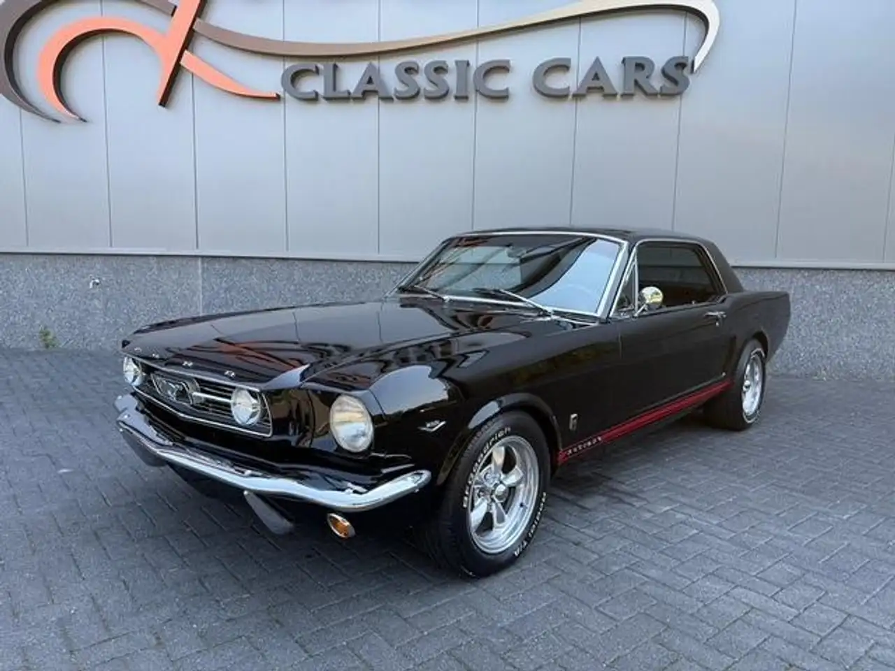 Ford Mustang Coupe, foto 7