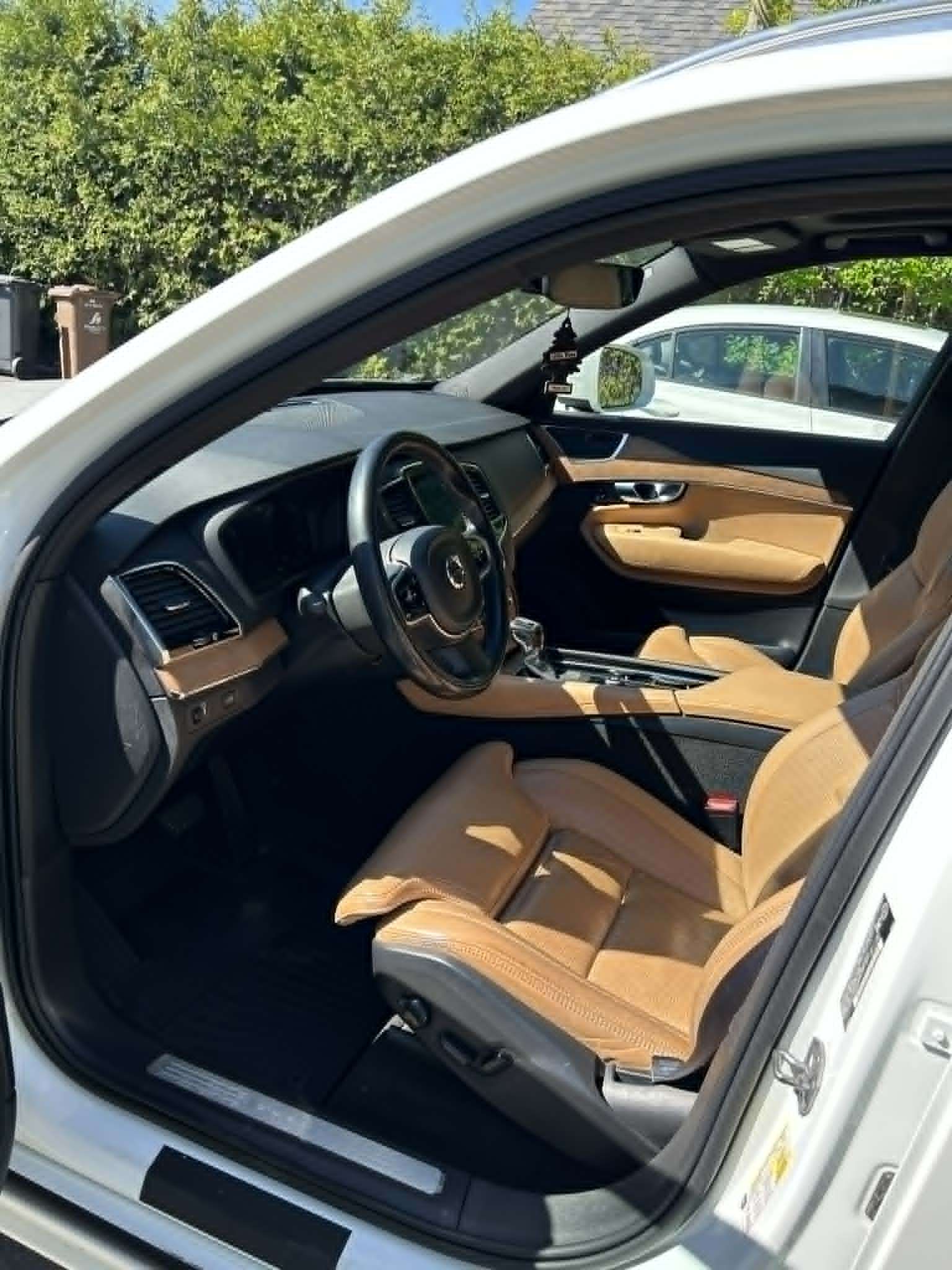 2018 Volvo XC90 Inscription alt 5