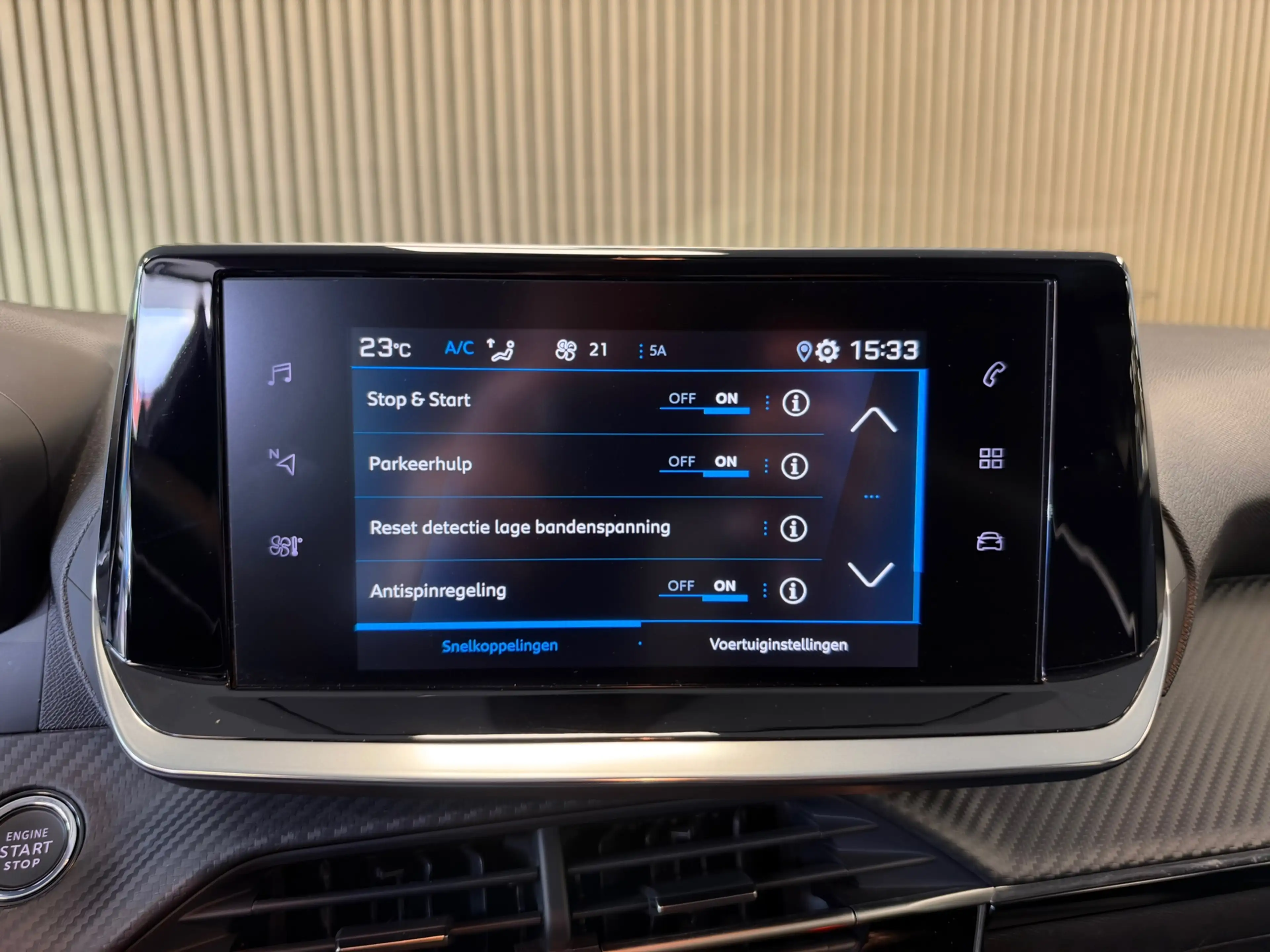 Peugeot 208 1.2 PureTech Allure Pack LED CLIMAT CRUISE CONTROL — photo 46