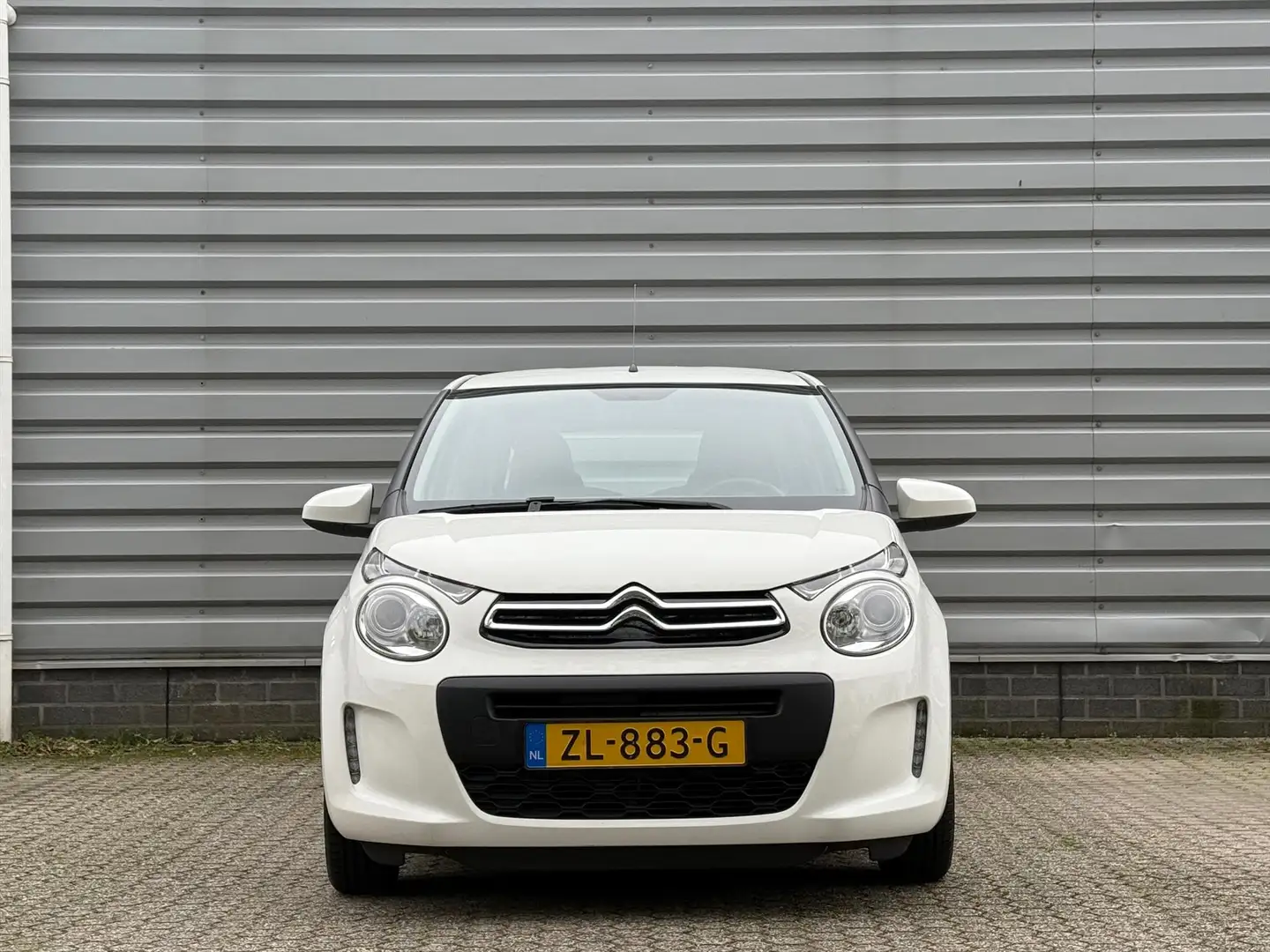 Citroen C1 1.0 VTi 68PK Feel | 5 Deurs | Stuurwielbediening | Wit - 2