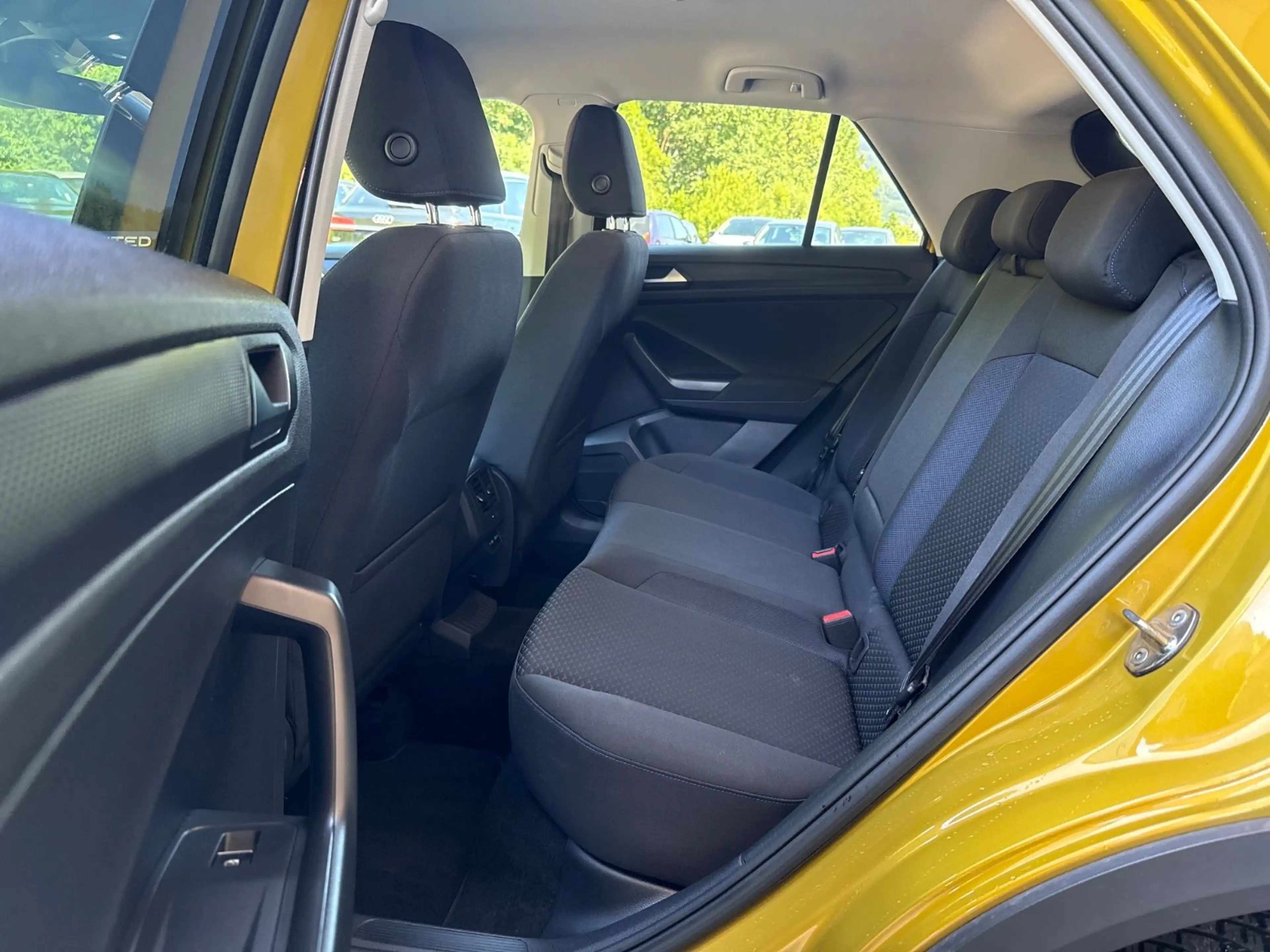 Volkswagen T-Roc United *ACC *App *LED *DAB *Kamera — photo 11