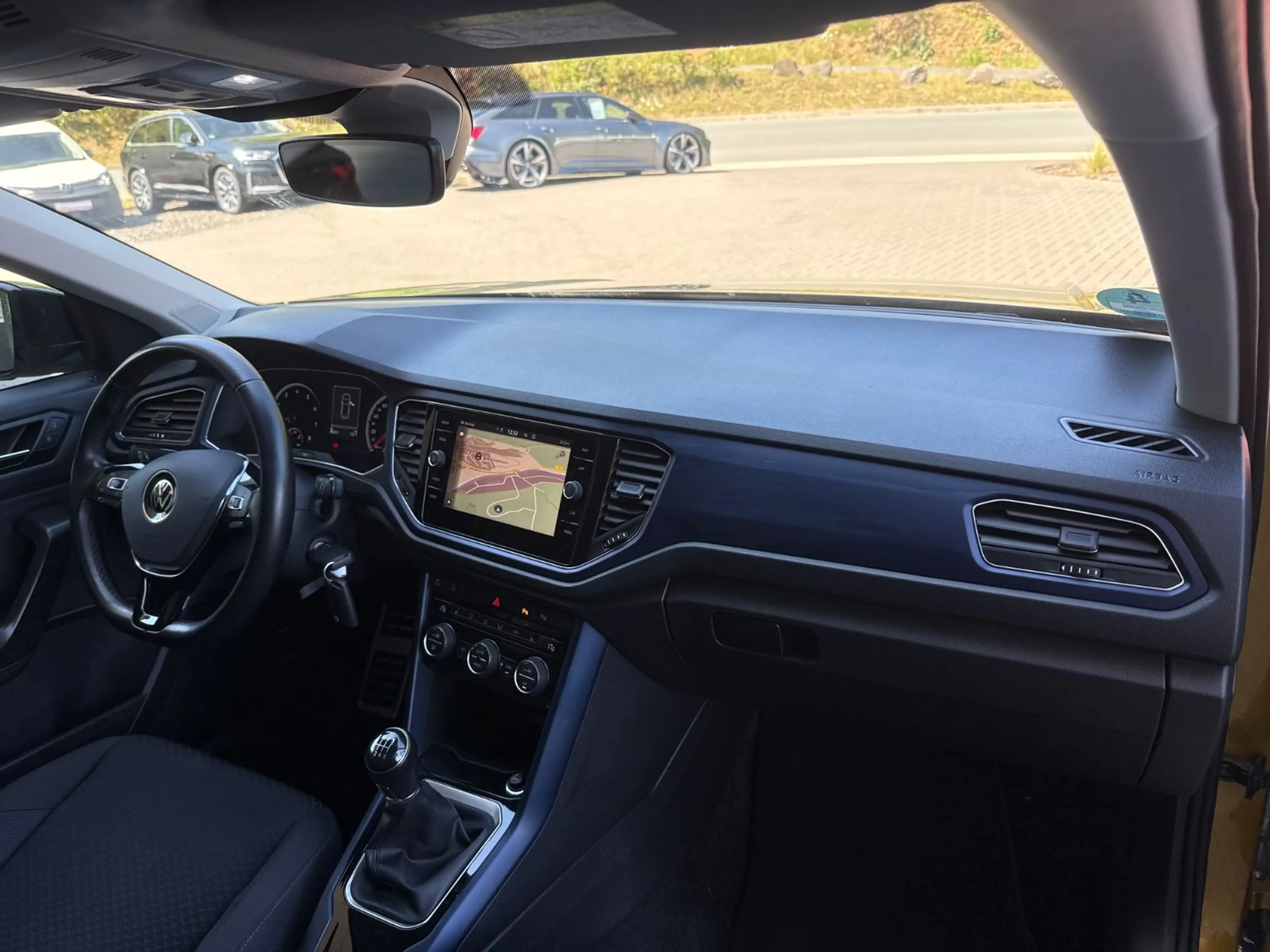 Volkswagen T-Roc United *ACC *App *LED *DAB *Kamera — photo 12