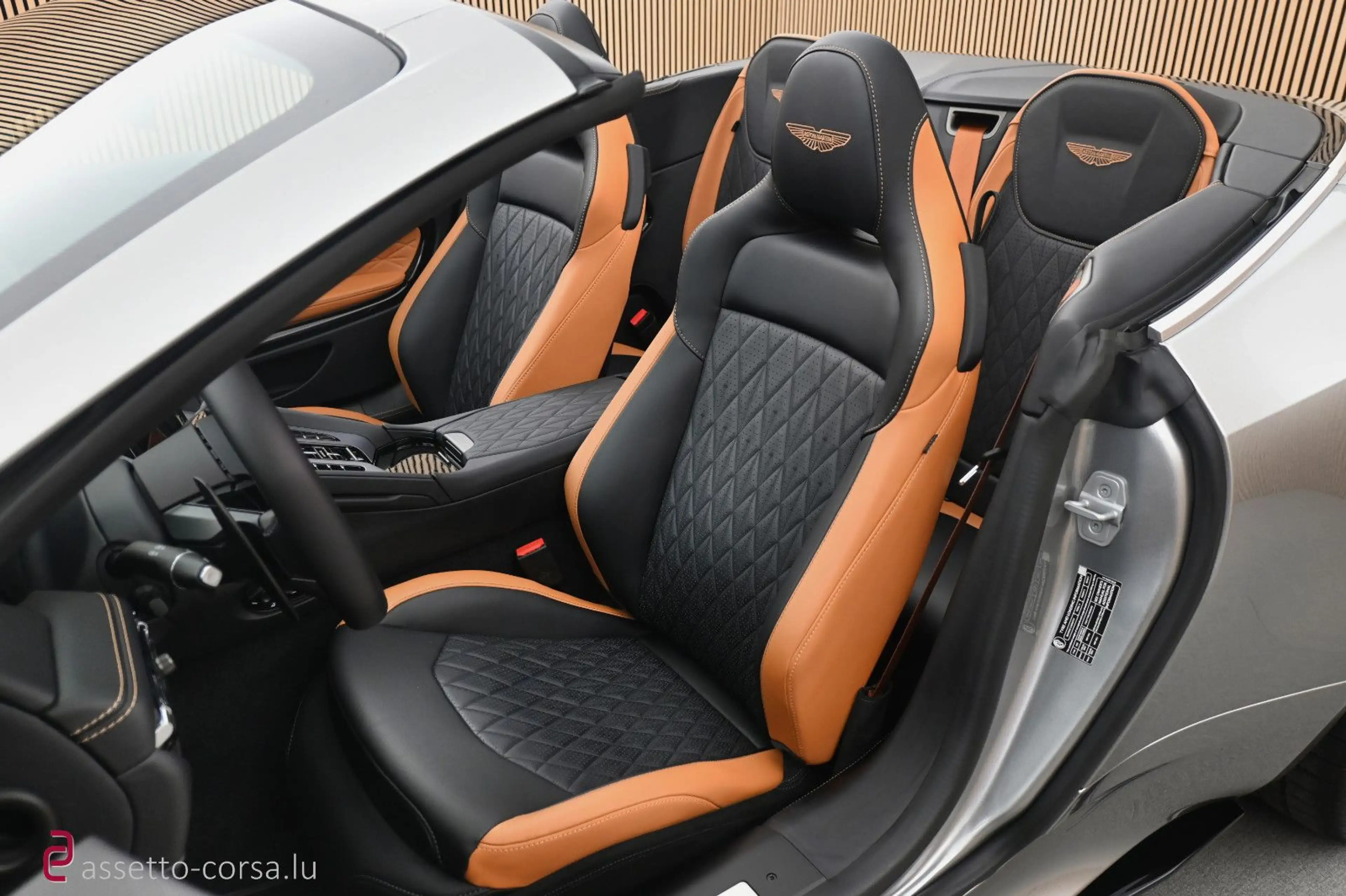 Aston Martin DB12 Volante*Dark Chrome*Full PPF *2367km*Mwst. — photo 14