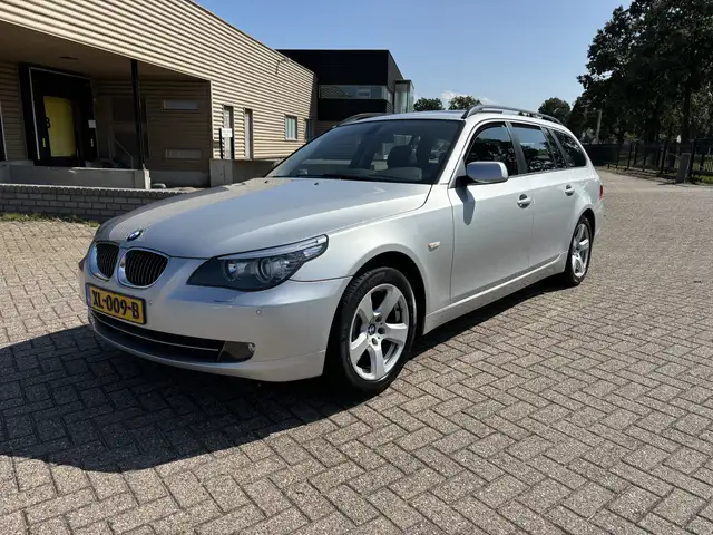 BMW 530 5-serie Touring 530i Executive Automaat [ panorama