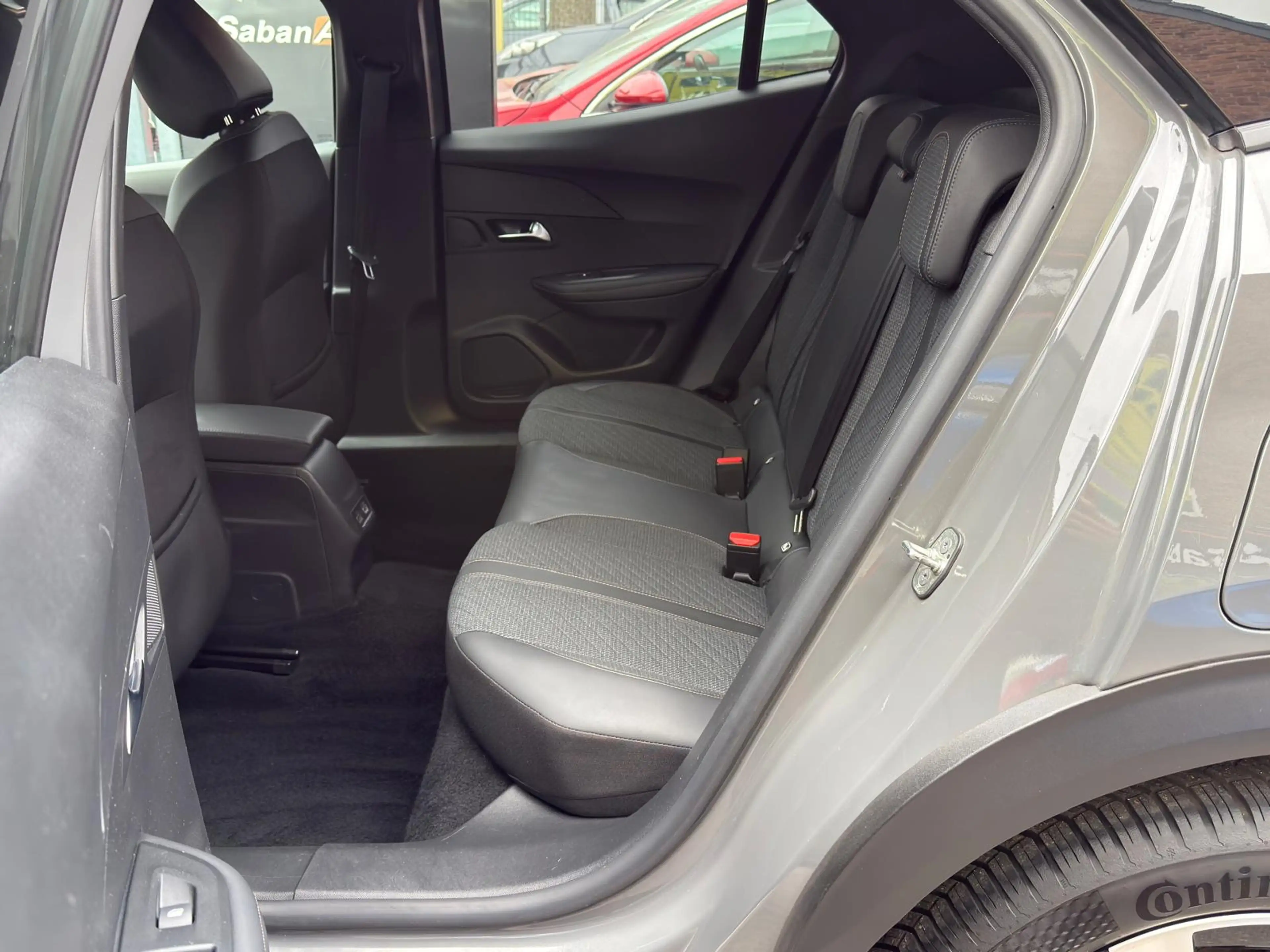 Peugeot 2008 2008 1.2 Turbo ° GRIS NARDO ° FULL OPTIONS ° GARANTI 12 MOIS !!! — photo 15