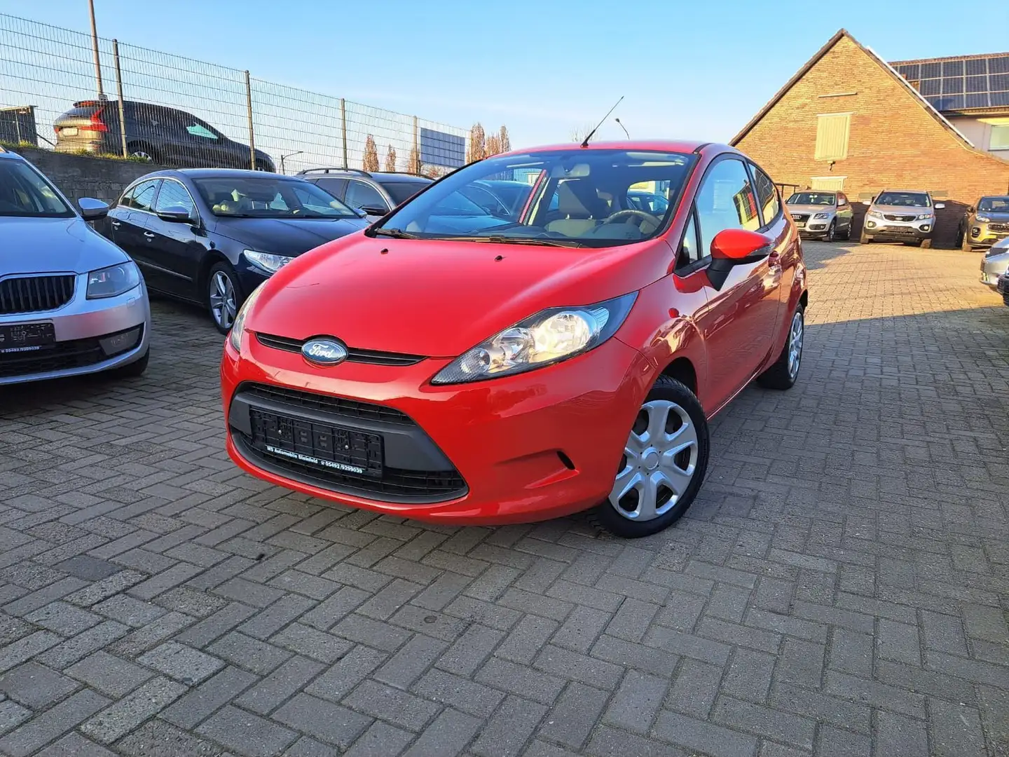 Ford Fiesta Trend 1,25  / MFL / KLIMA / ISO  / AUX Rot - 1