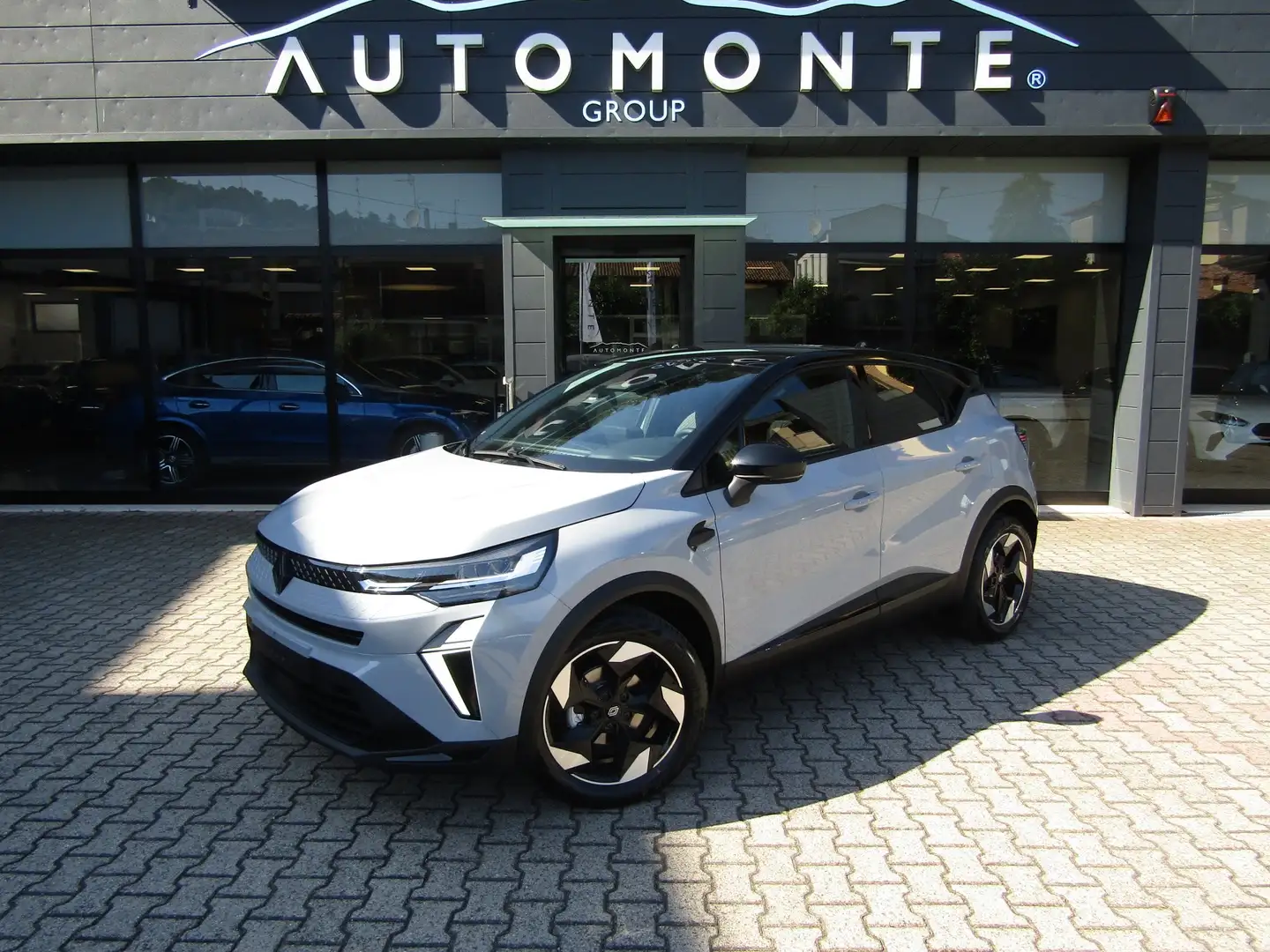 Renault Captur 1.0 ECO-G TECHNO 100 CV,LED,CARPLAY,CERCHI 18,KM 0 Grau - 1