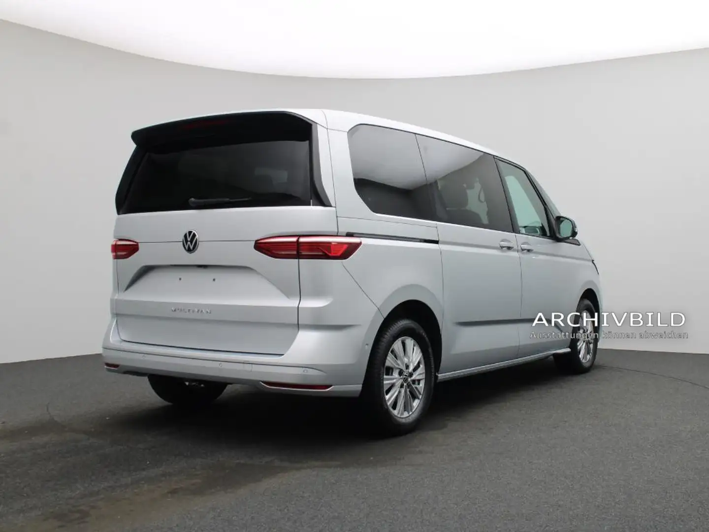 Volkswagen T7 Multivan 7-SITZER AHK NAVI VIRT KAM SHZ LE Argent - 2