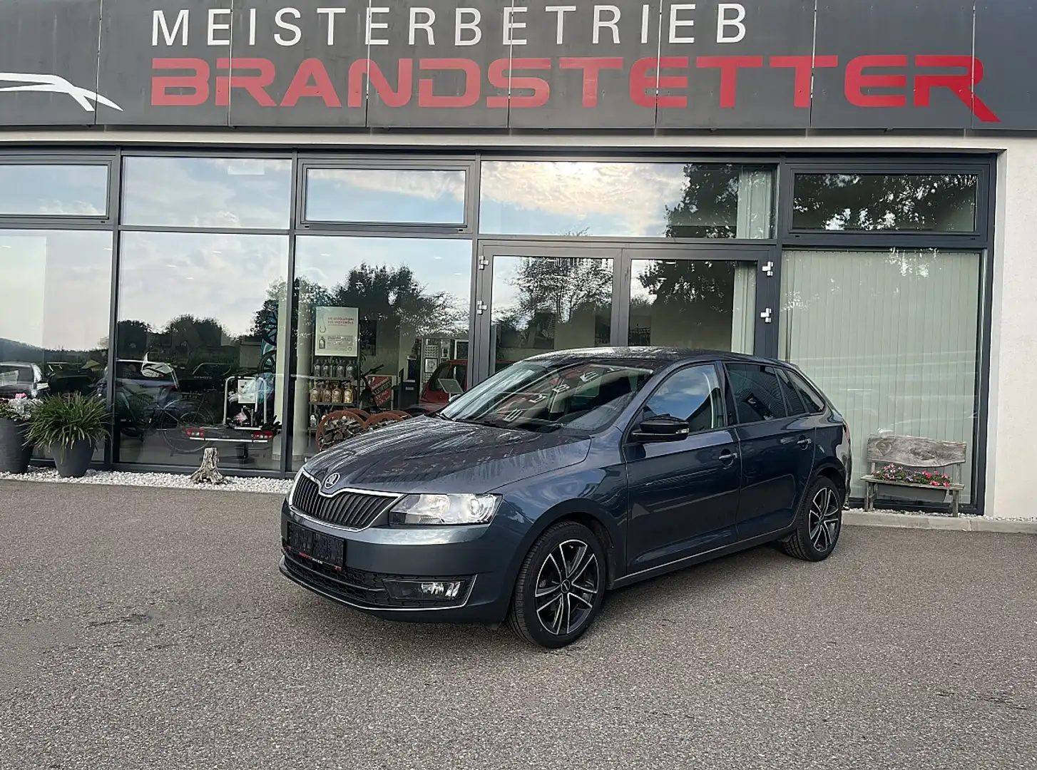 Skoda Rapid/Spaceback Rapid Spaceback 1,2 TSI Sport Schwarz - 1