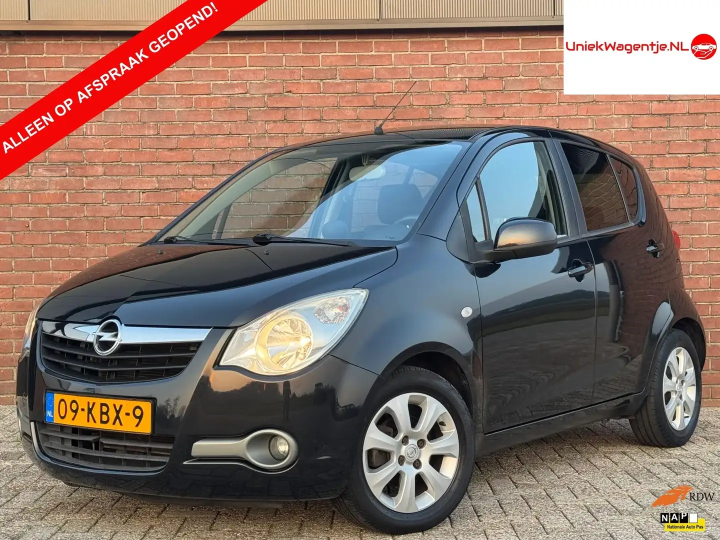Opel Agila 1.2 AUTOMAAT | NL-AUTO! | DEALER OH! | AIRCO! Zwart - 1