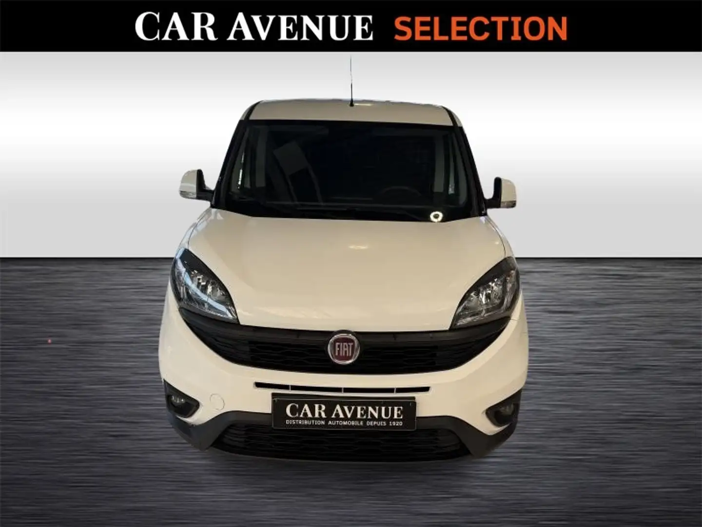 Fiat Doblo 1.6 M-JET 77kW Blanc - 2