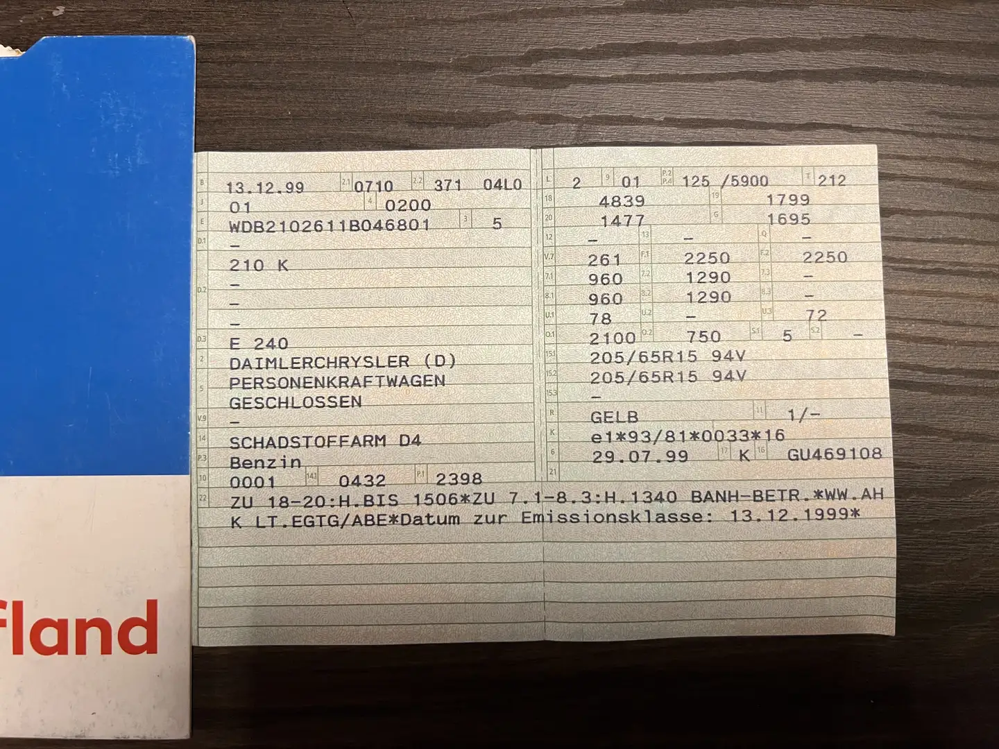 Mercedes-Benz E 240 T Classic - 2