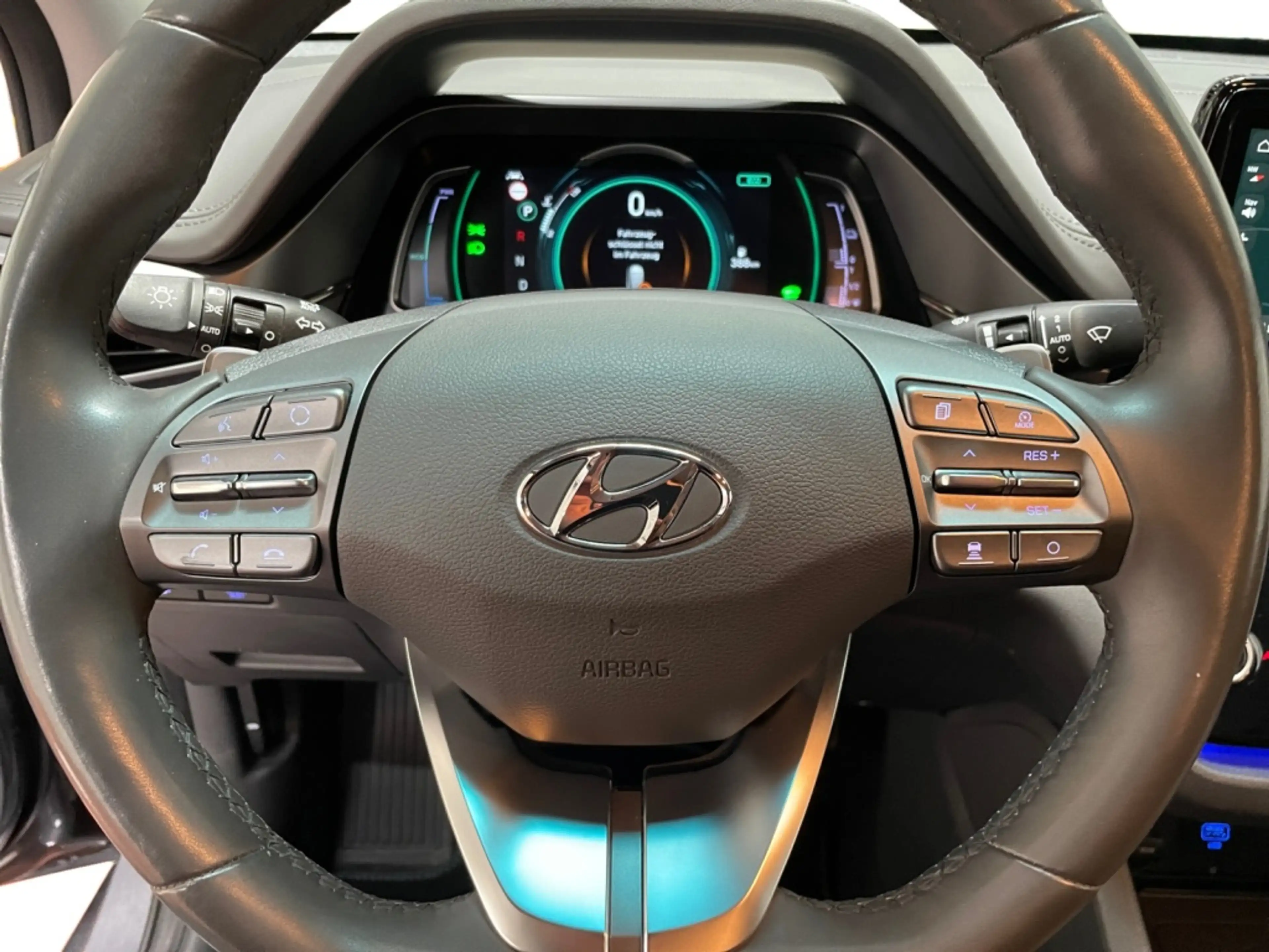Hyundai IONIQ 1,6 GDI Style-Paket Hybrid Style+Wide+Cam — photo 12