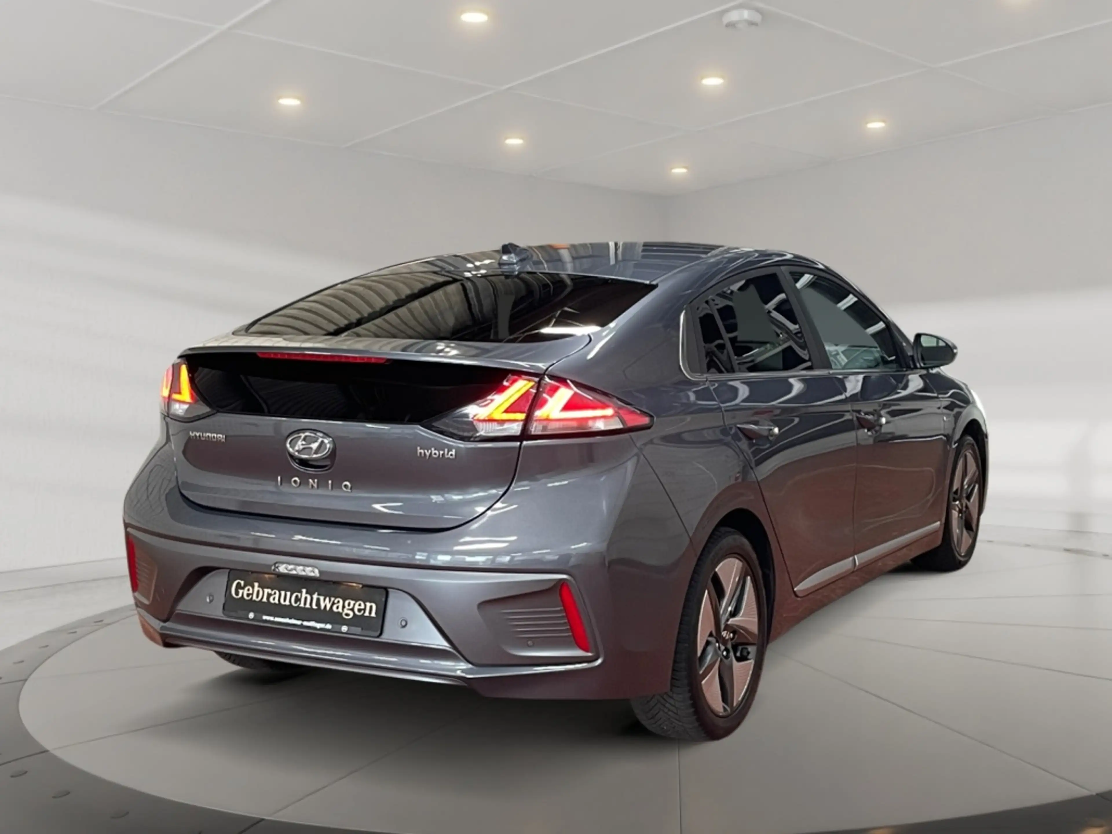 Hyundai IONIQ 1,6 GDI Style-Paket Hybrid Style+Wide+Cam — photo 3