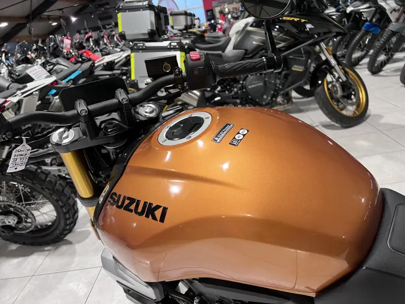 Suzuki GSX-8T - foto 6