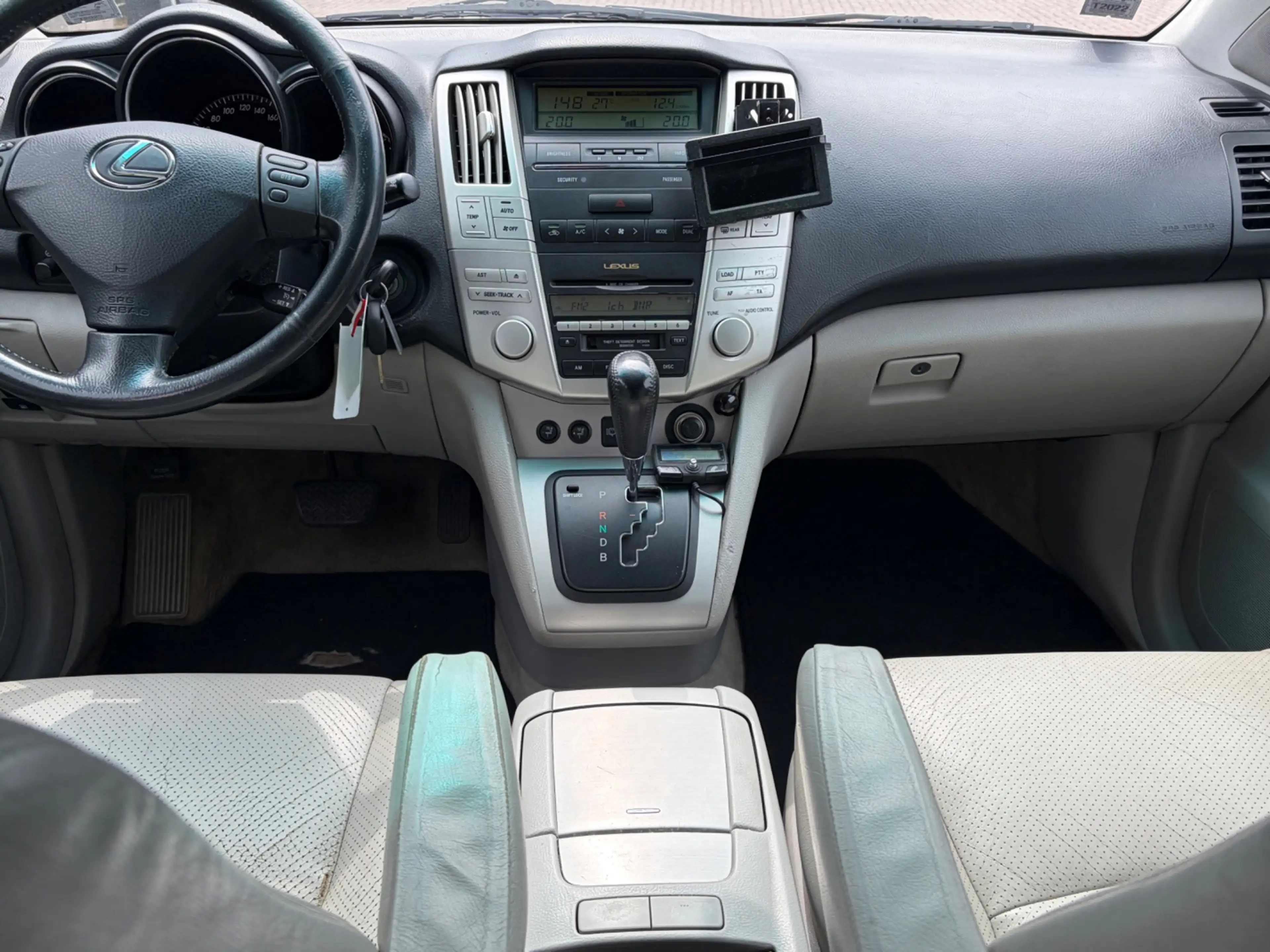 Lexus RX 400 400h — photo 10