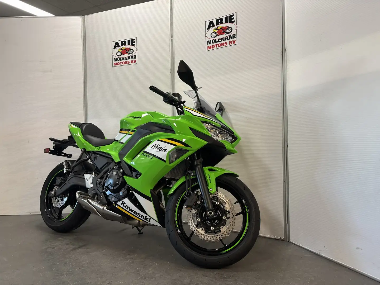 Kawasaki Ninja 650 ABS Černá - 2