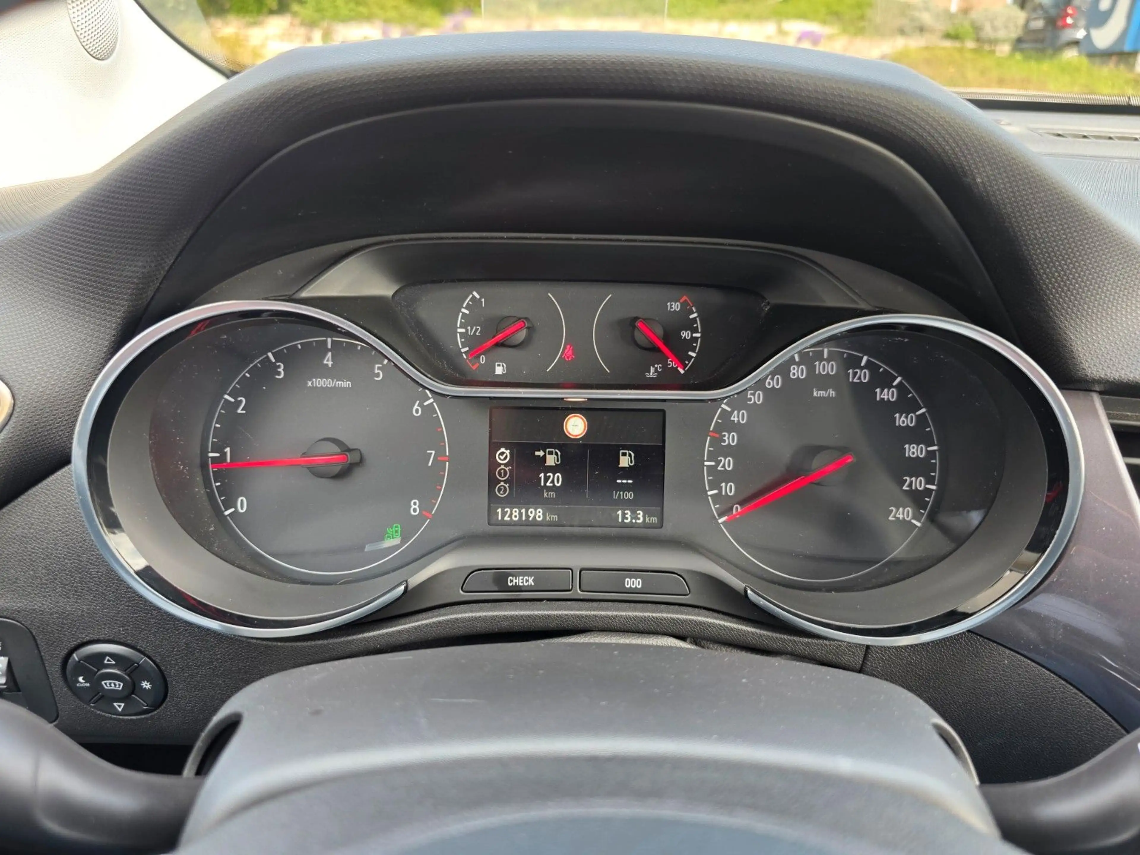 Opel Crossland X 1.5 CDTi Navi/Head-up/Kamera/EURO 6 — photo 10
