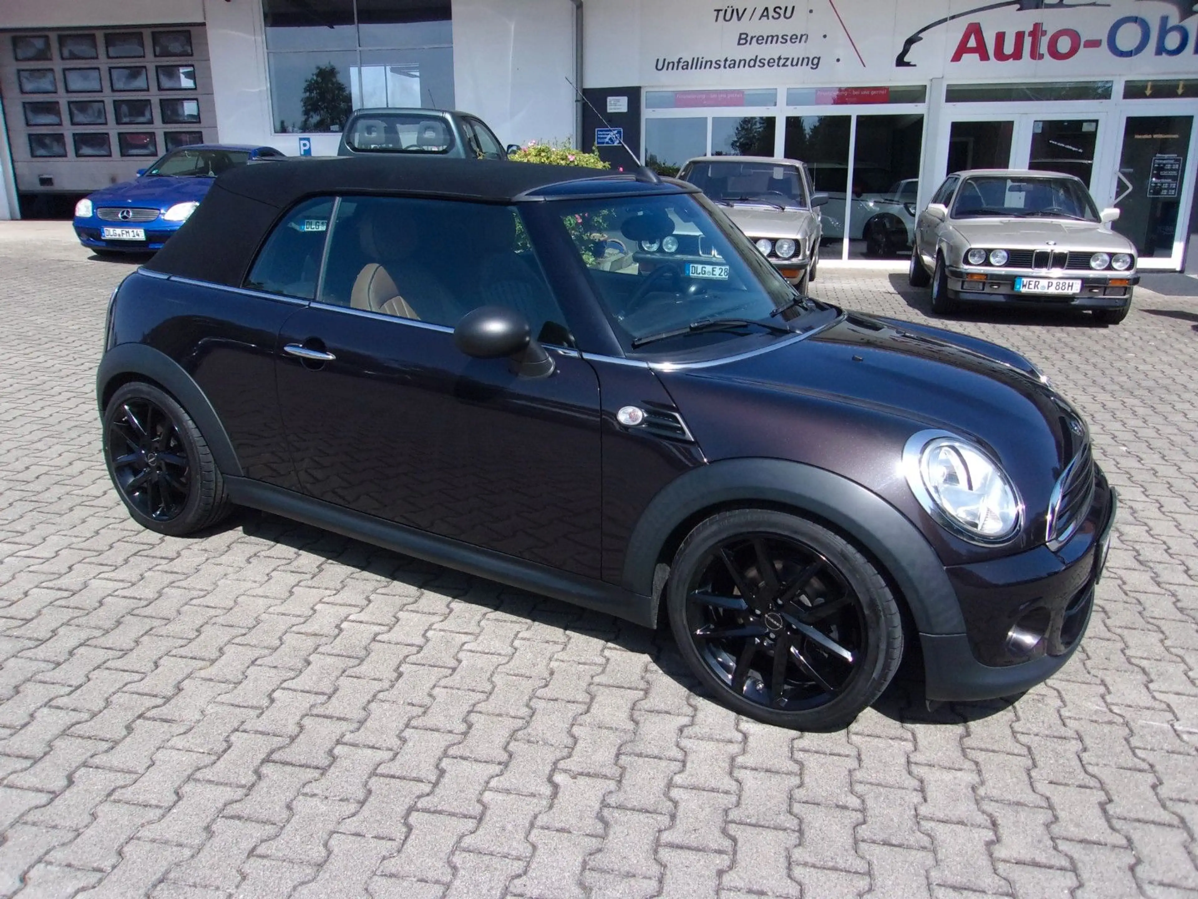 MINI One Cabrio — photo 2