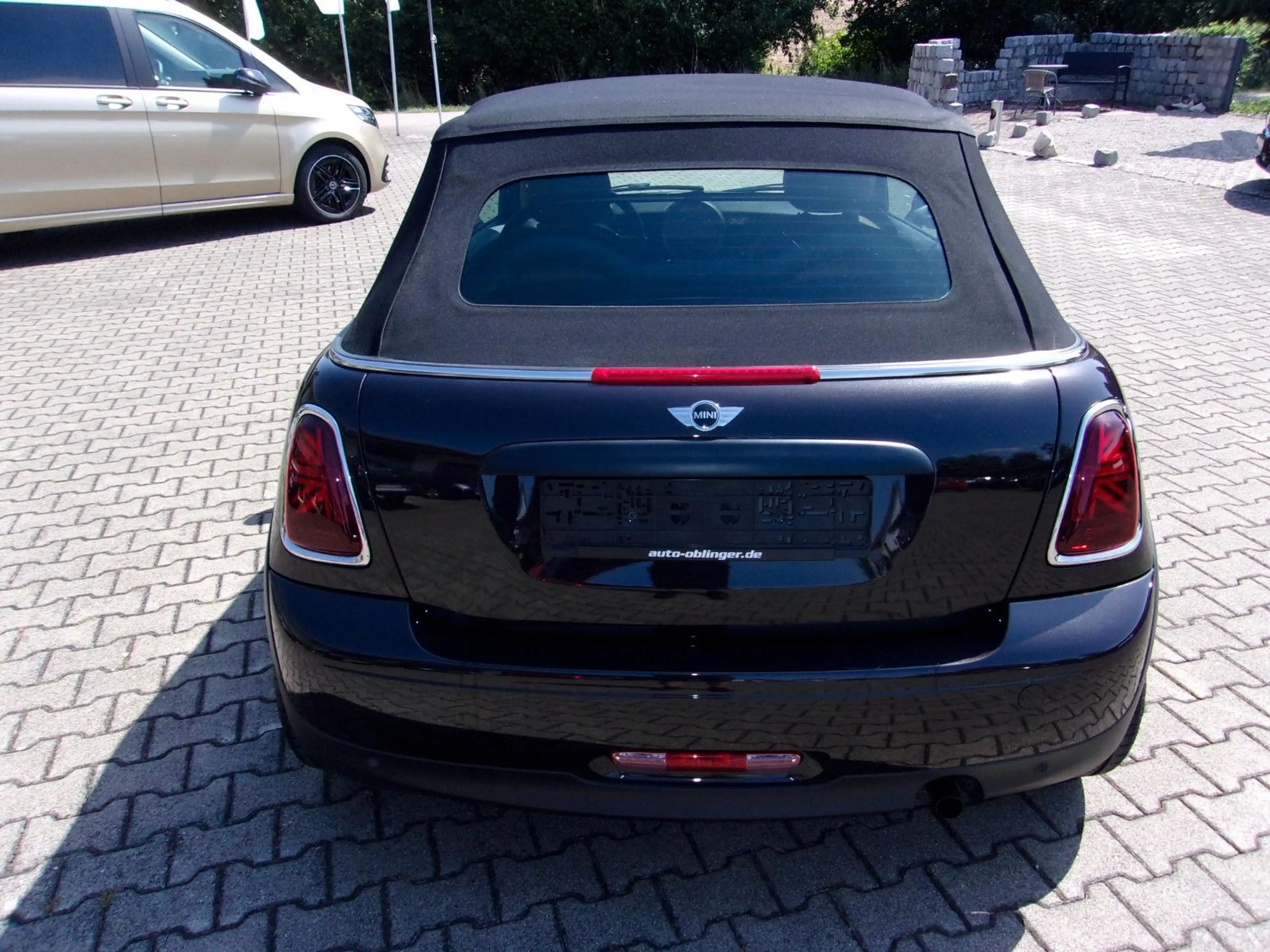 MINI One Cabrio — photo 6
