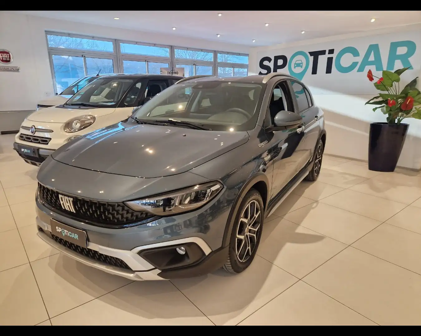 Fiat Tipo 1.5 Hybrid DCT 5 porte Cross Blu/Azzurro - 1