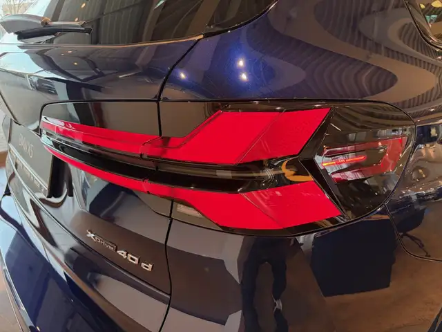 BMW X5 view 12