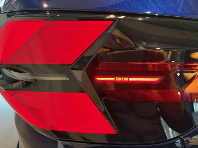 BMW X5 view 13