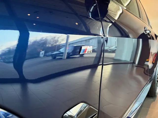 BMW X5 view 6