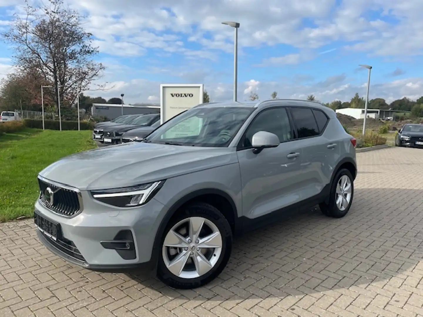 Volvo XC40 B4 B DKG Core - 1