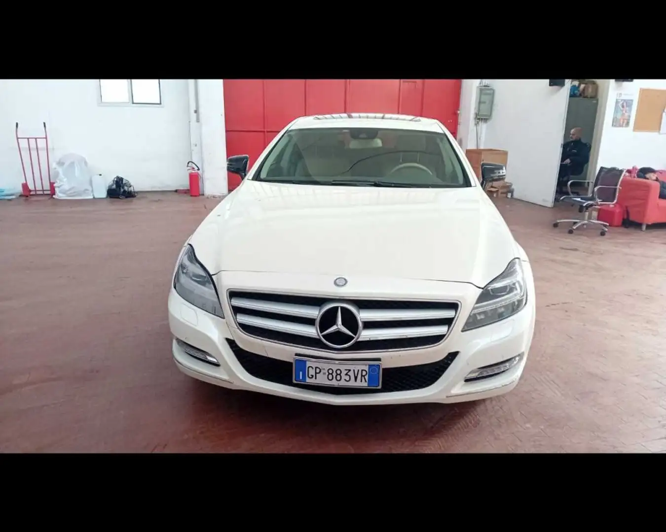 Mercedes-Benz CLS 350 CDI SW BlueEFFICIENCY 4Matic Blanc - 2