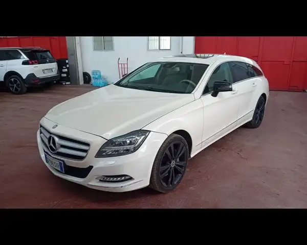 Mercedes-Benz CLS 350 CDI SW BlueEFFICIENCY 4Matic