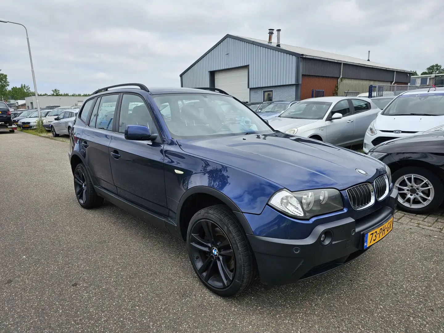 BMW X3 2.5i NAV.+ Airco Bj:2004 NAP! Bleu - 2