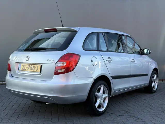 Skoda Fabia view 2