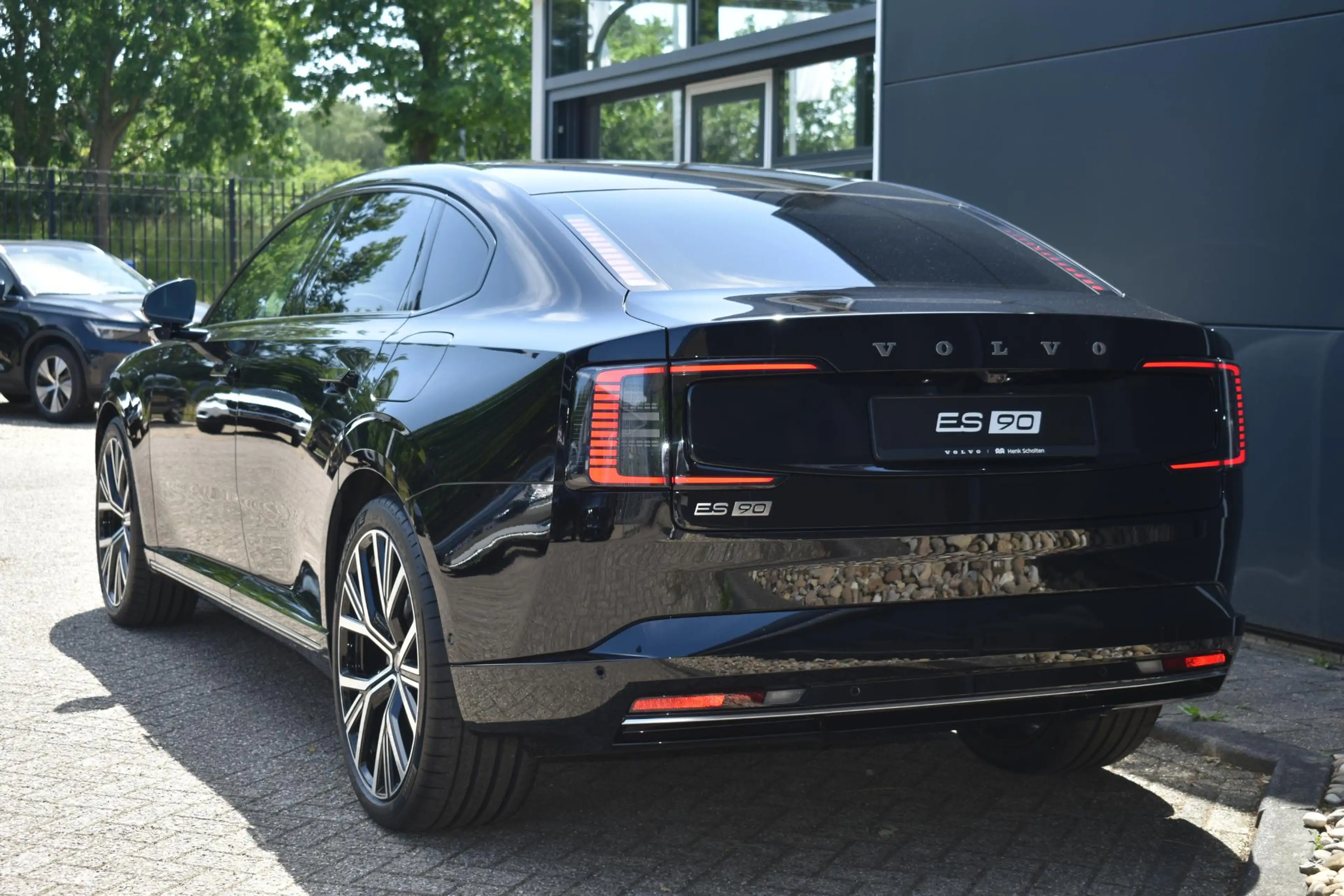 Volvo ES90 Single Motor Extended Range Ultra | DEMO DEAL | Bo — photo 2