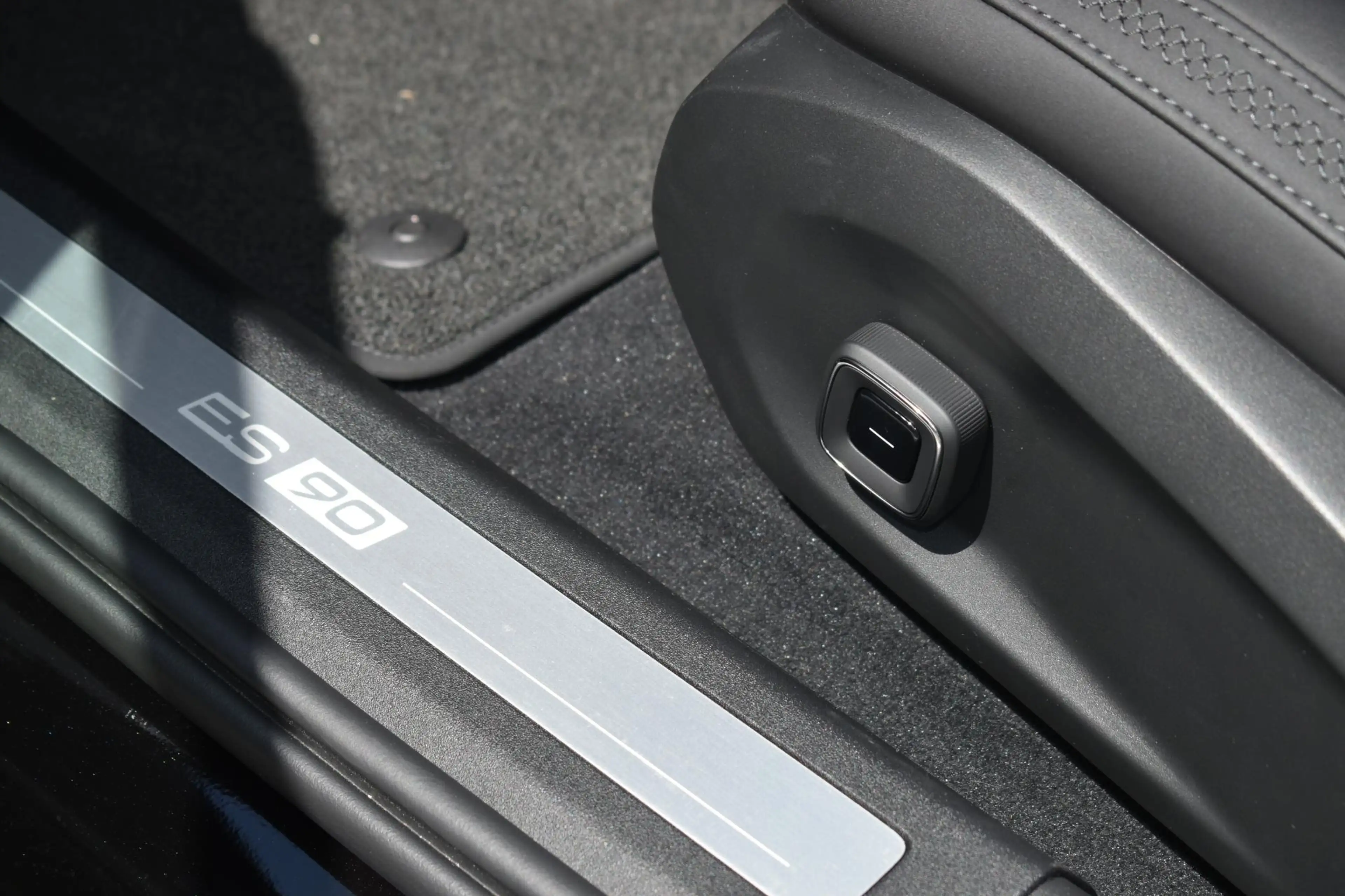 Volvo ES90 Single Motor Extended Range Ultra | DEMO DEAL | Bo — photo 15