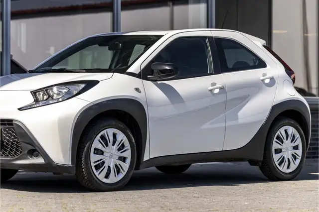 Toyota Aygo X view 15