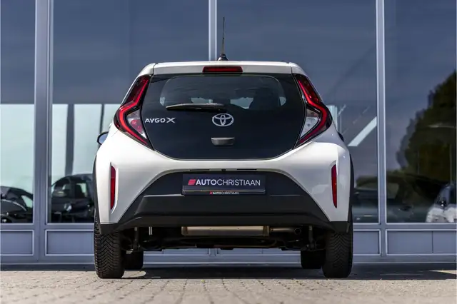 Toyota Aygo X view 4