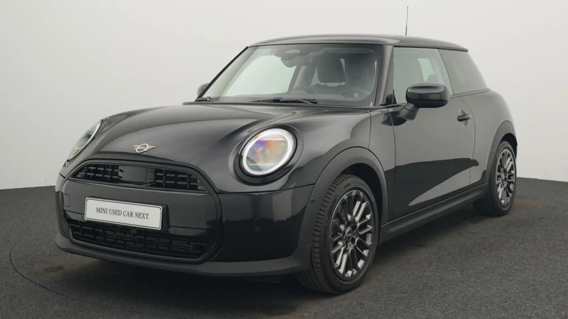 MINI Cooper MINI Cooper C Schwarz - 1