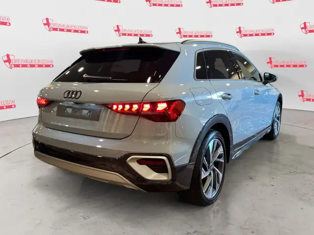 Audi A3 view 4